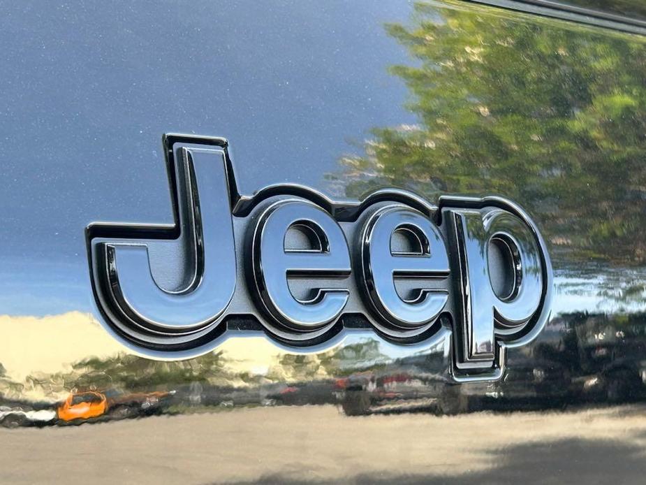 new 2024 Jeep Grand Cherokee L car, priced at $44,748