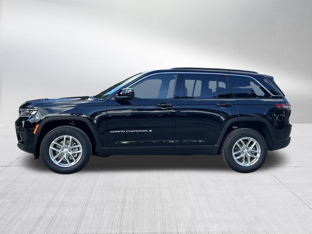 new 2025 Jeep Grand Cherokee car, priced at $33,991