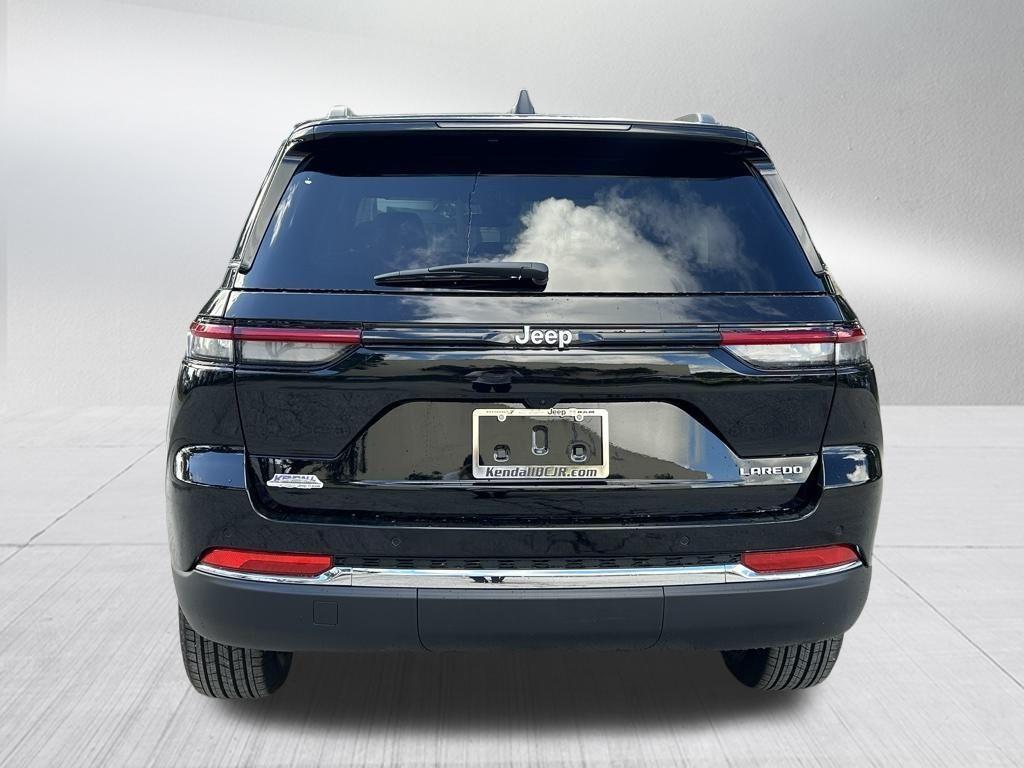 new 2025 Jeep Grand Cherokee car, priced at $33,991