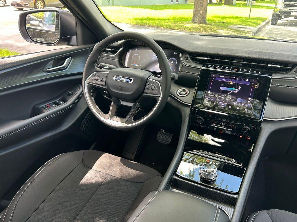 new 2025 Jeep Grand Cherokee L car, priced at $36,243