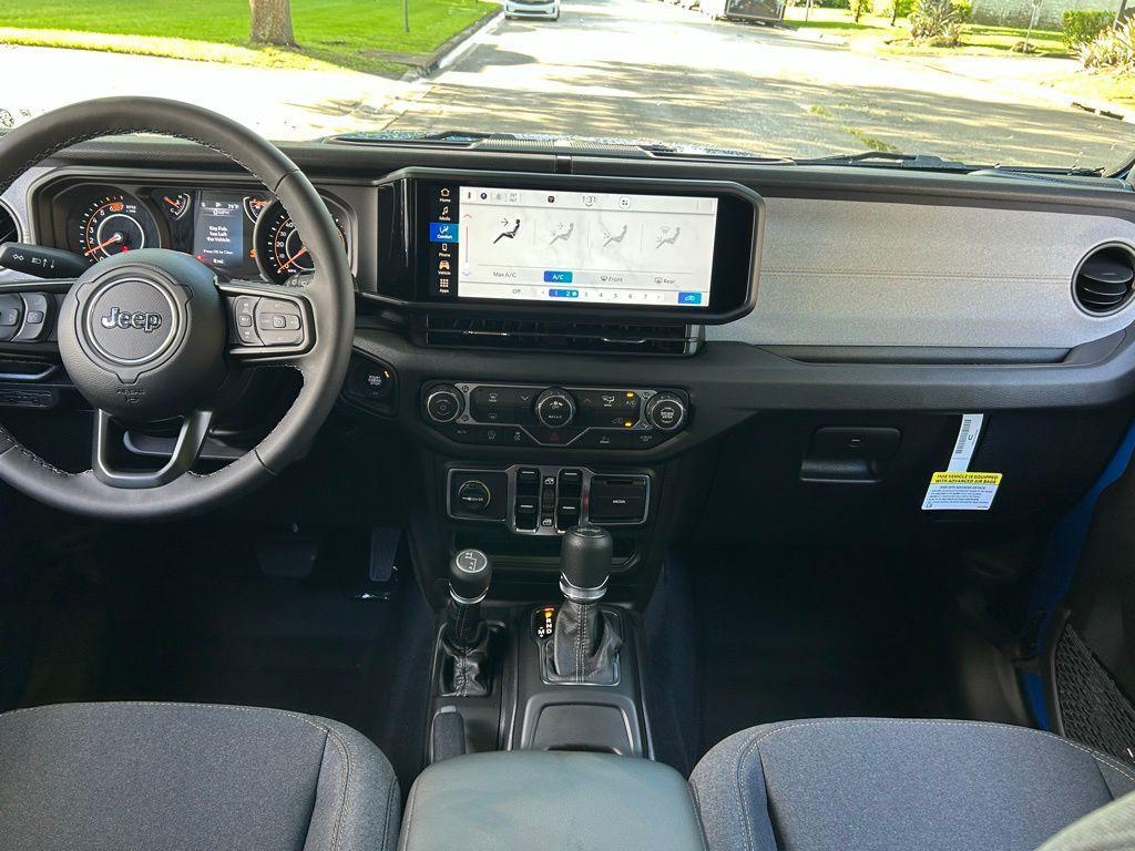 new 2025 Jeep Wrangler car, priced at $42,263
