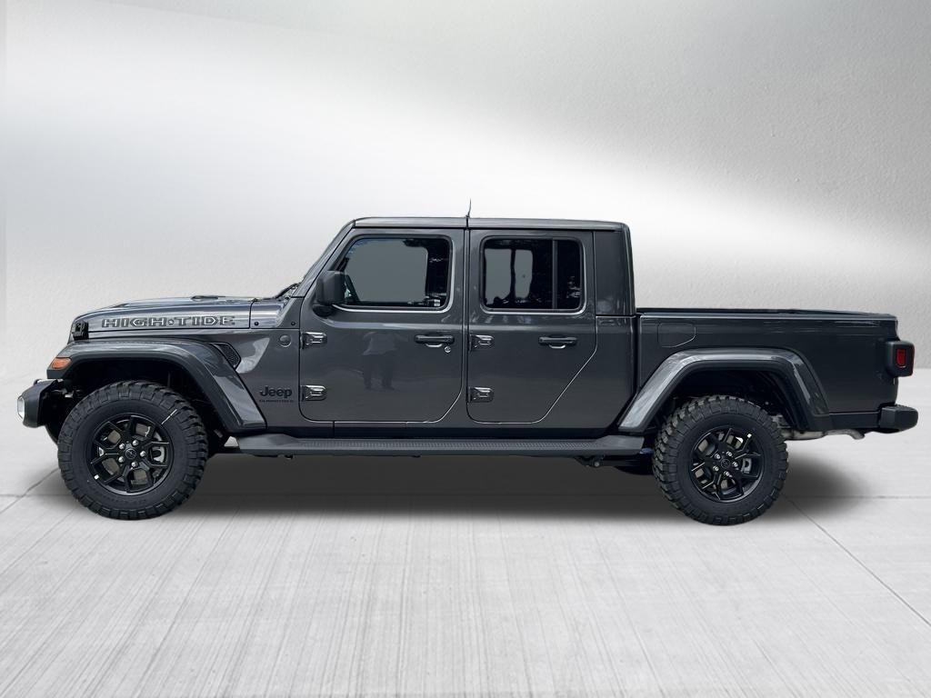 new 2025 Jeep Gladiator car, priced at $43,675
