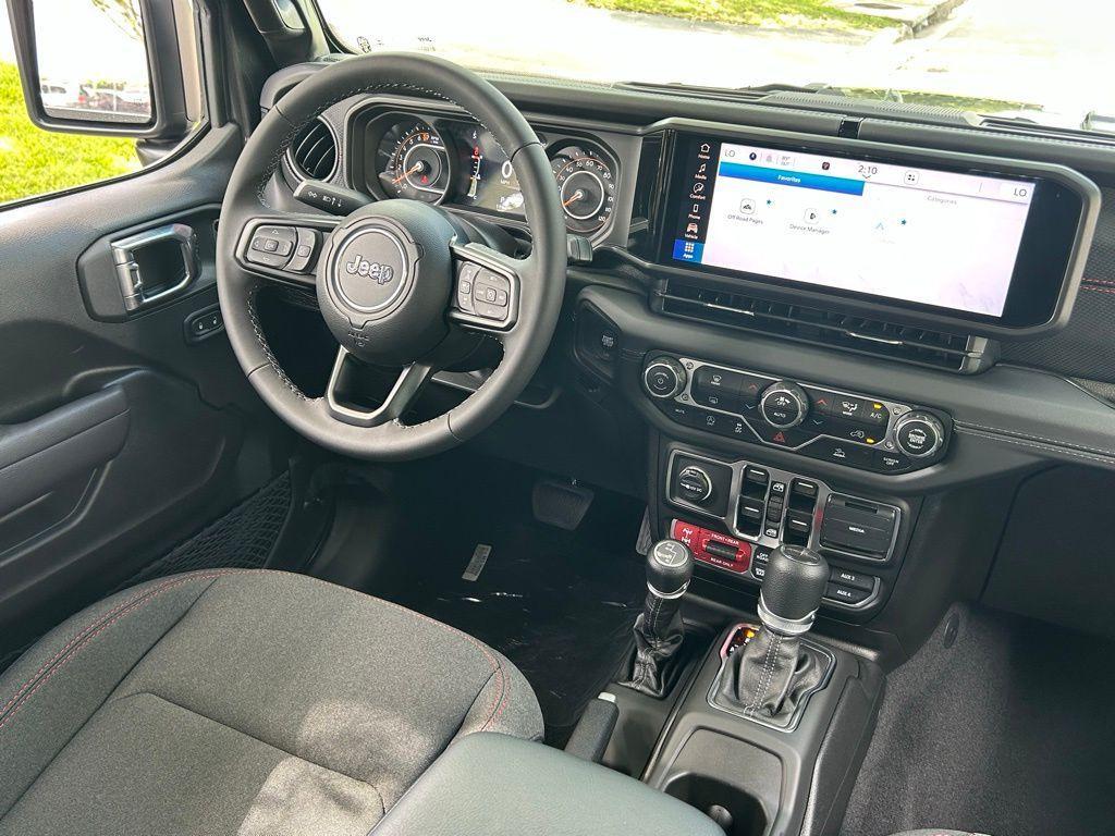 new 2025 Jeep Gladiator car, priced at $46,143