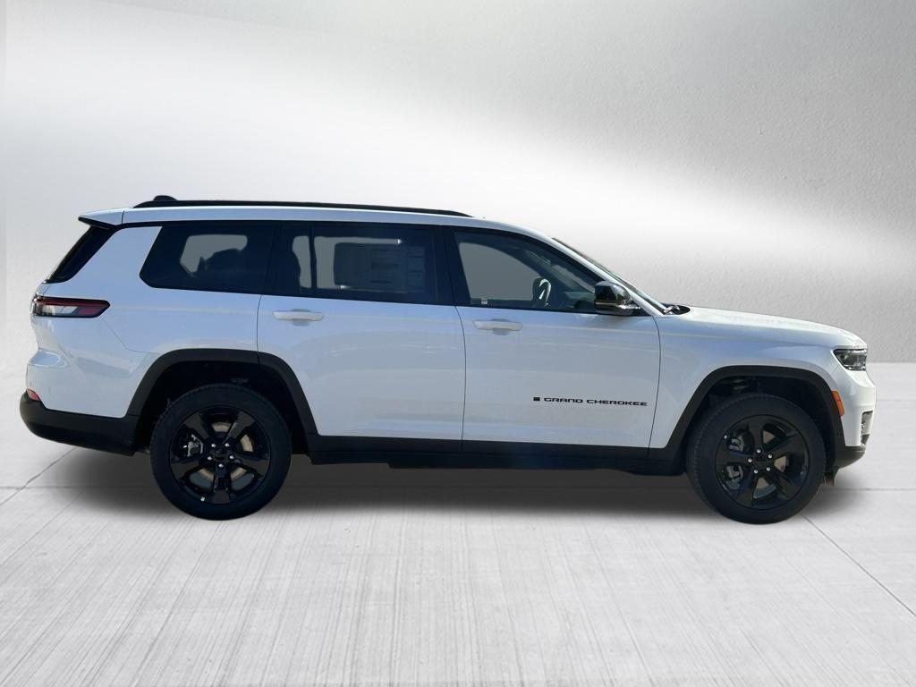 new 2025 Jeep Grand Cherokee L car, priced at $42,017