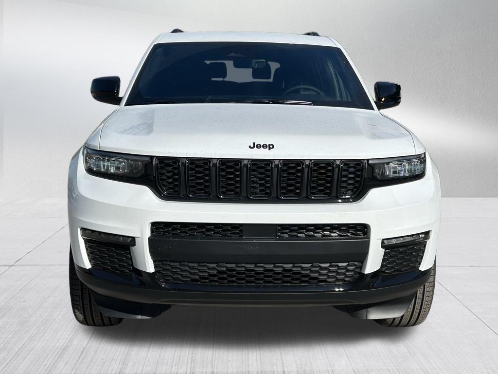 new 2025 Jeep Grand Cherokee L car, priced at $42,017