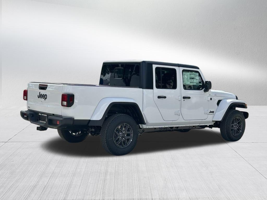 new 2025 Jeep Gladiator car, priced at $45,387