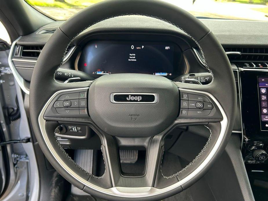 new 2025 Jeep Grand Cherokee car, priced at $33,377