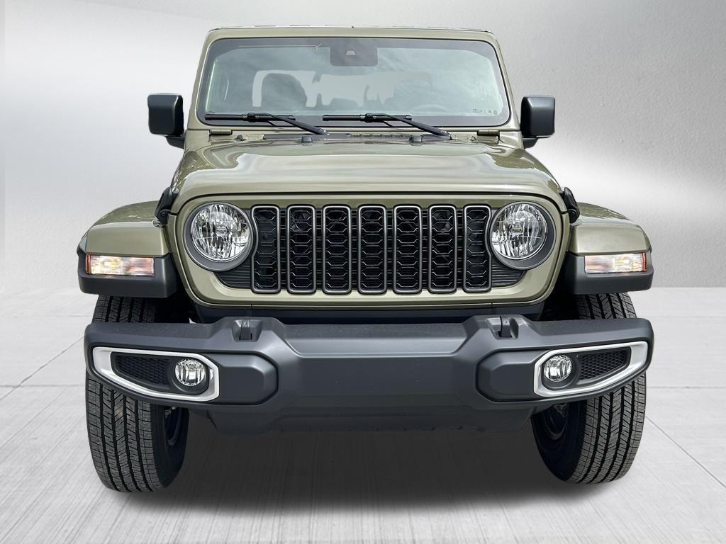 new 2025 Jeep Gladiator car, priced at $47,413