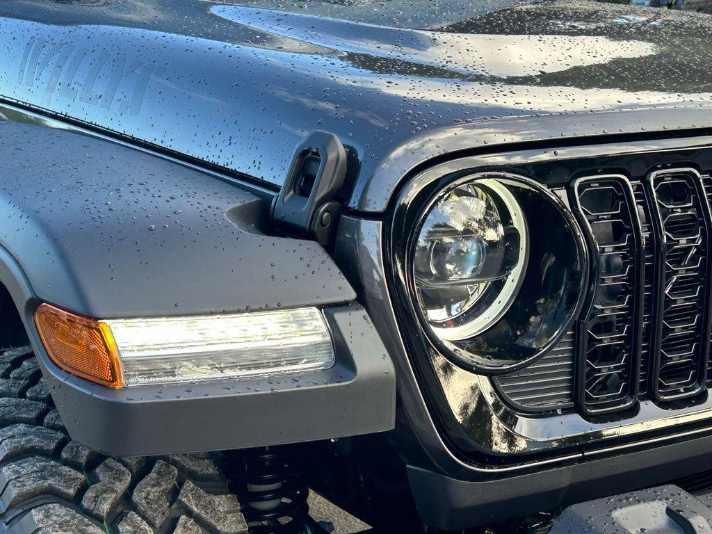 new 2024 Jeep Wrangler car, priced at $42,271