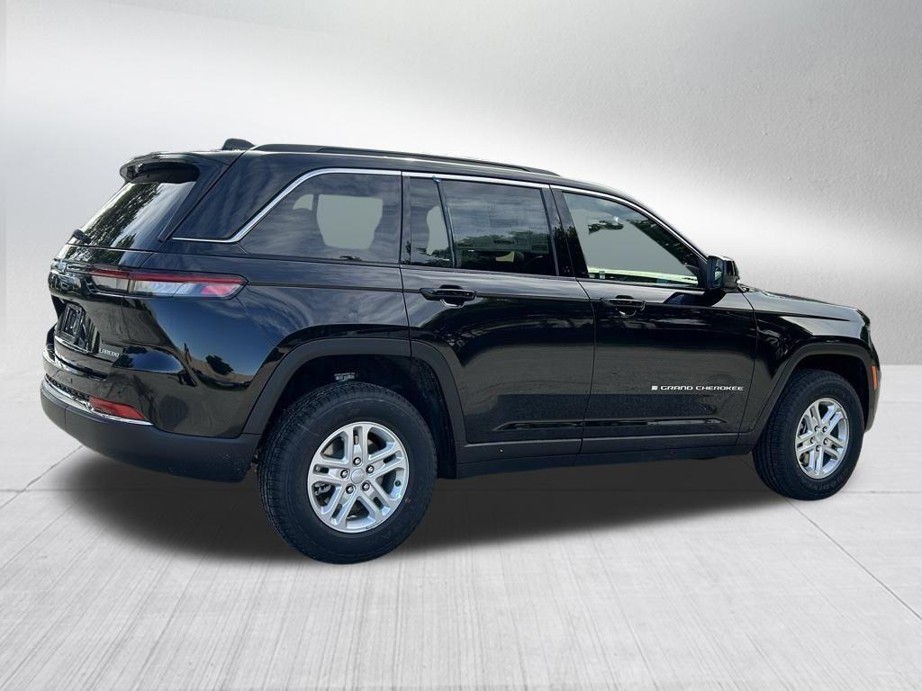 new 2025 Jeep Grand Cherokee car, priced at $35,129