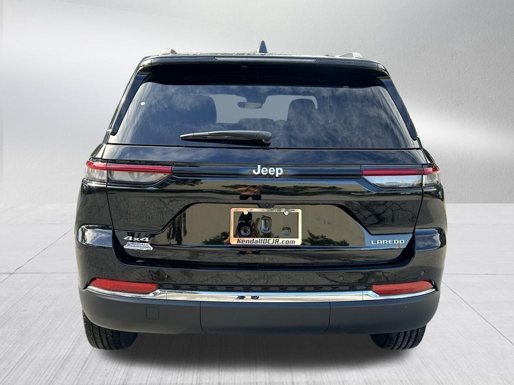 new 2025 Jeep Grand Cherokee car, priced at $35,129