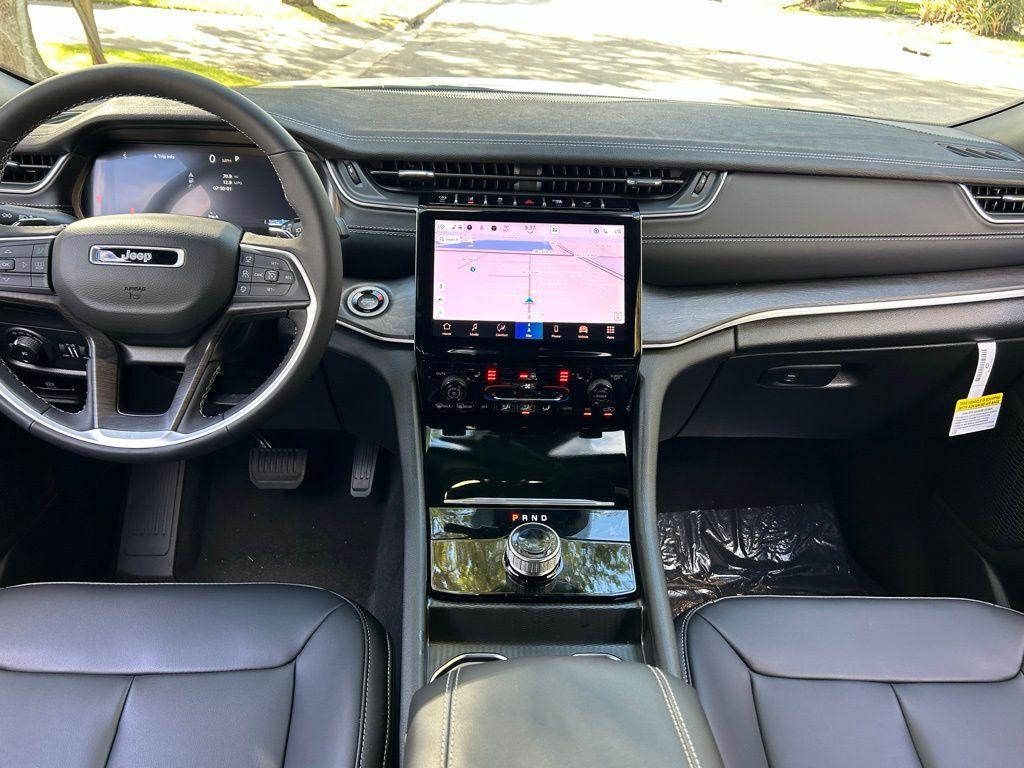 new 2025 Jeep Grand Cherokee L car, priced at $40,659