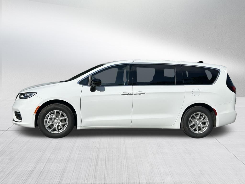 new 2026 Chrysler Pacifica car