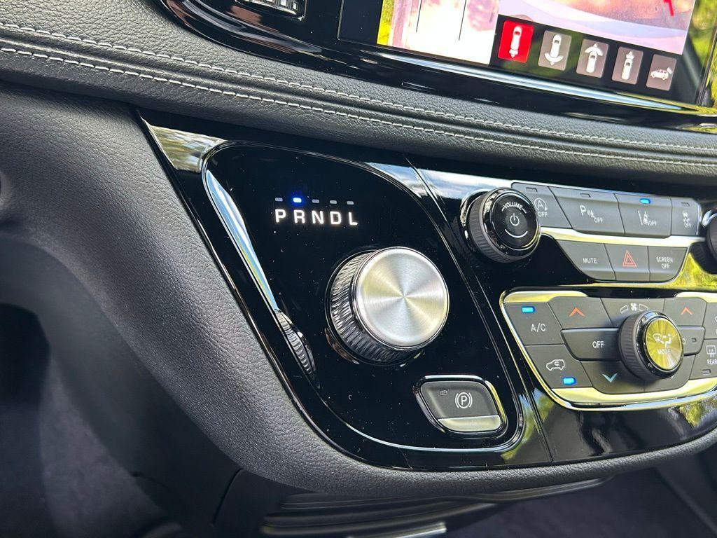 new 2026 Chrysler Pacifica car