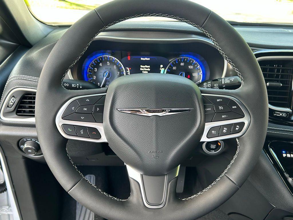 new 2026 Chrysler Pacifica car