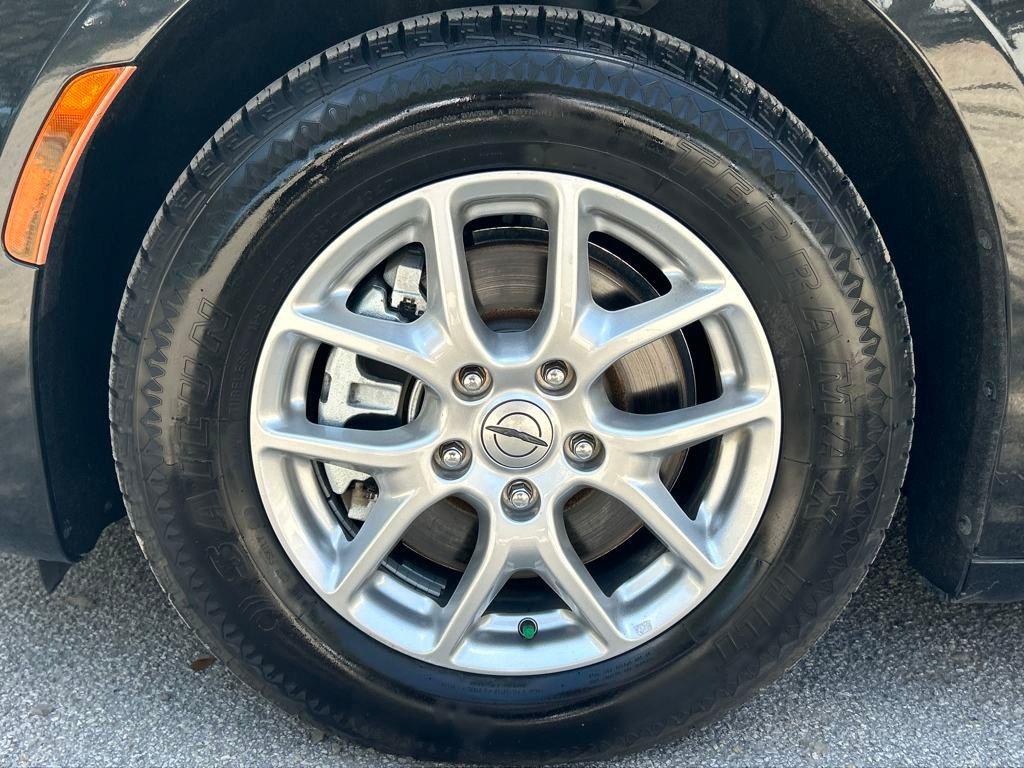 used 2022 Chrysler Pacifica car, priced at $18,988