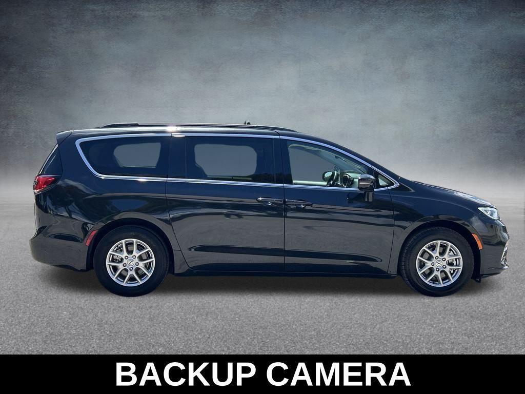 used 2022 Chrysler Pacifica car, priced at $18,996