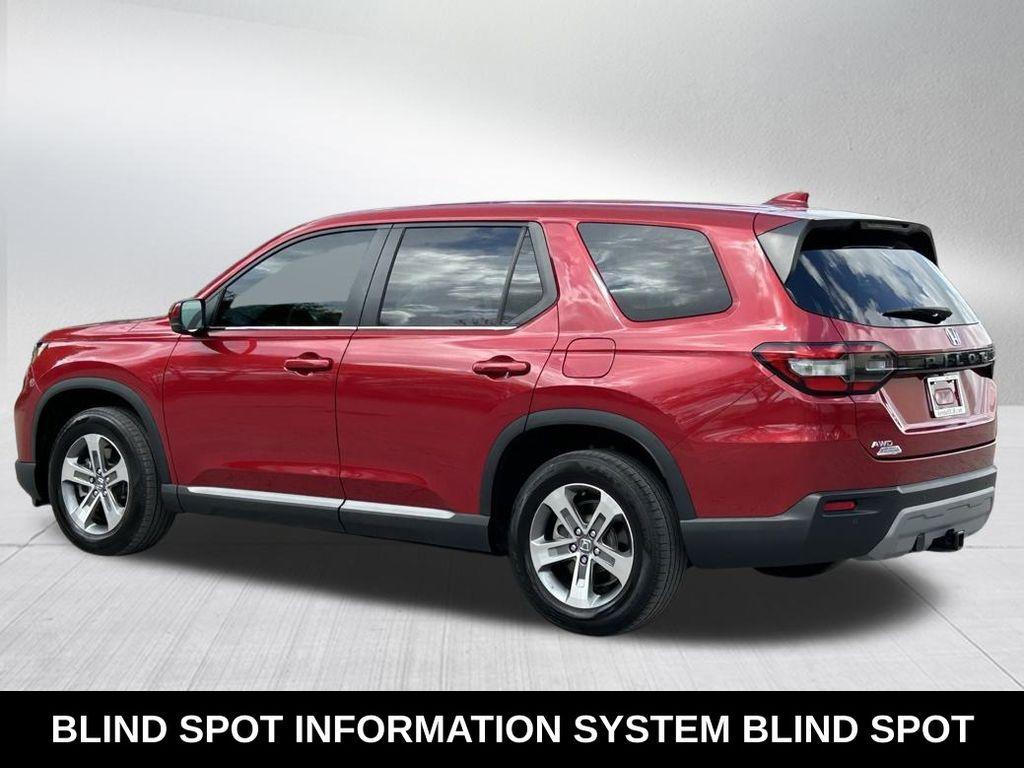 used 2023 Honda Pilot car, priced at $37,599