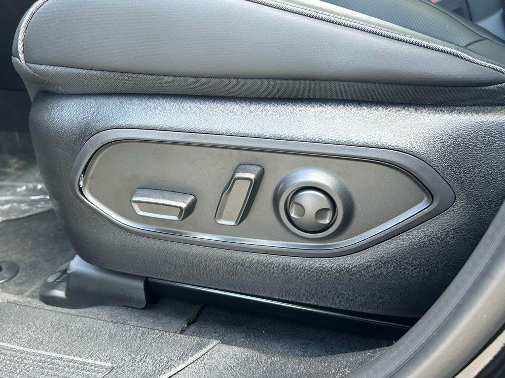 new 2025 Jeep Wagoneer S car, priced at $57,469