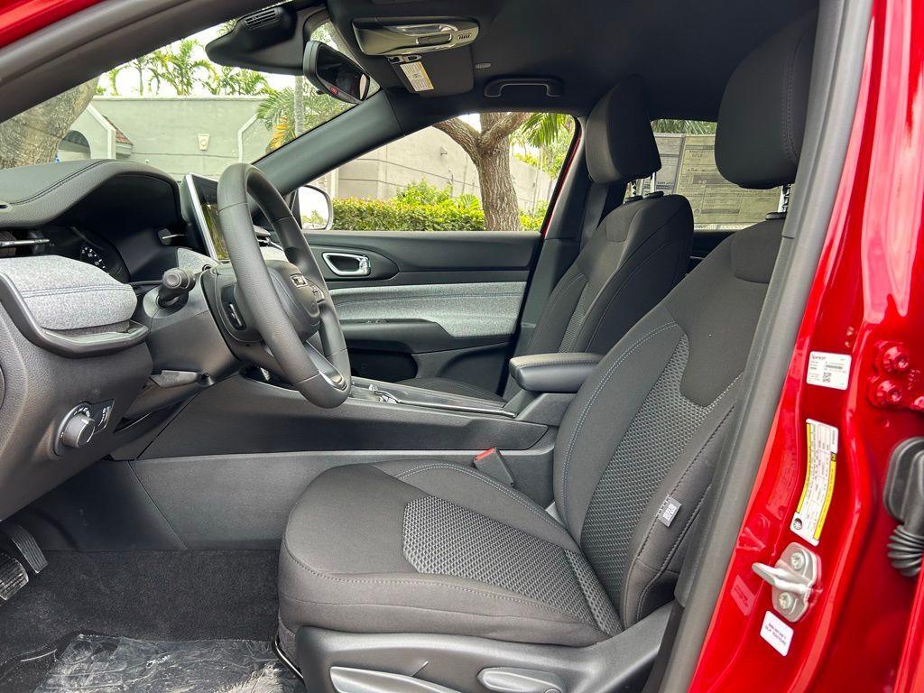 new 2025 Jeep Compass car, priced at $25,843