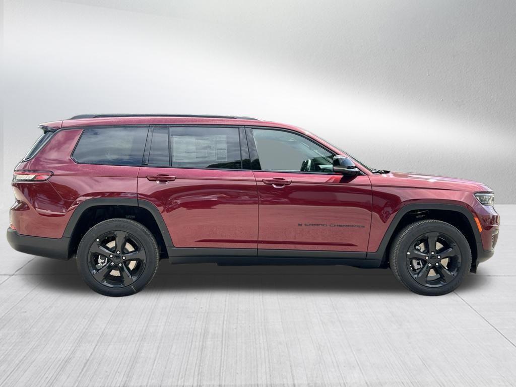 new 2024 Jeep Grand Cherokee L car, priced at $40,319