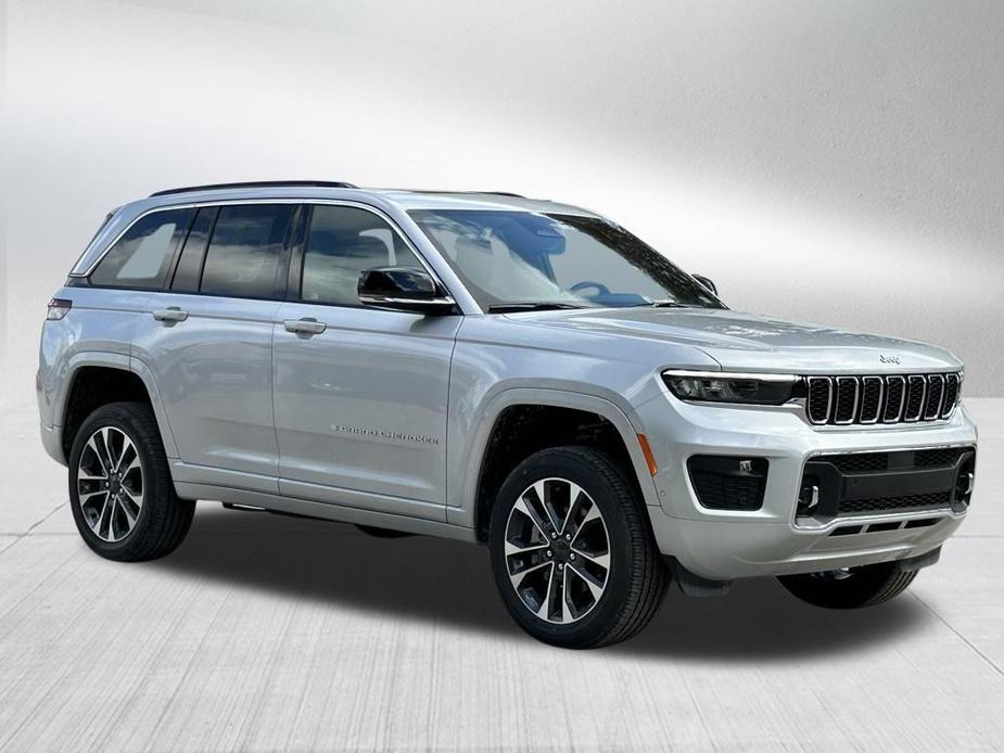 new 2024 Jeep Grand Cherokee car, priced at $51,053