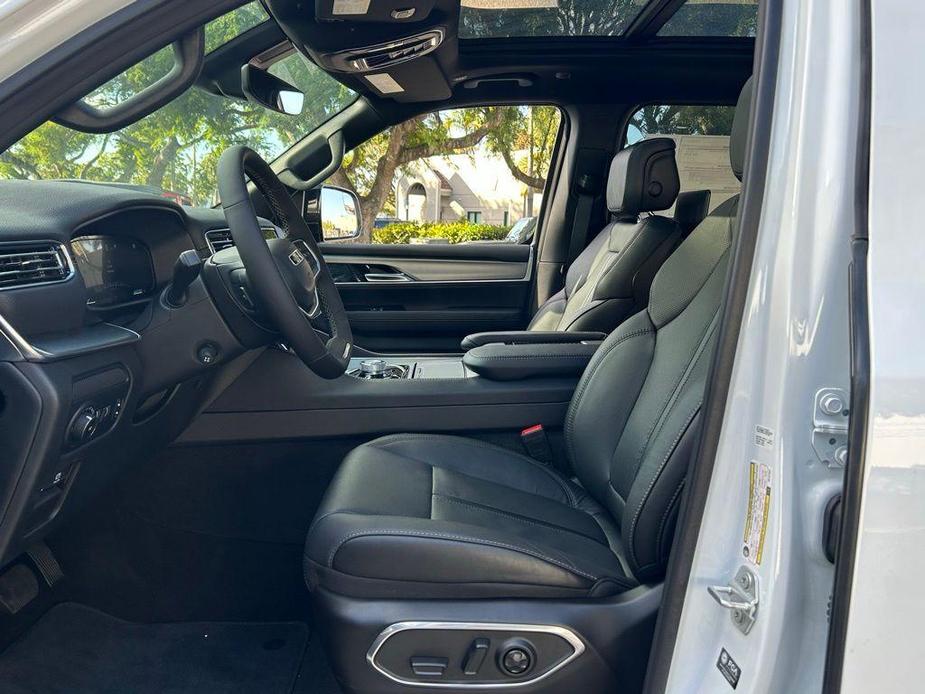 new 2024 Jeep Wagoneer L car, priced at $74,143