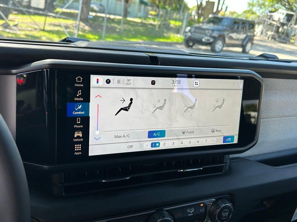 new 2026 Jeep Wrangler car