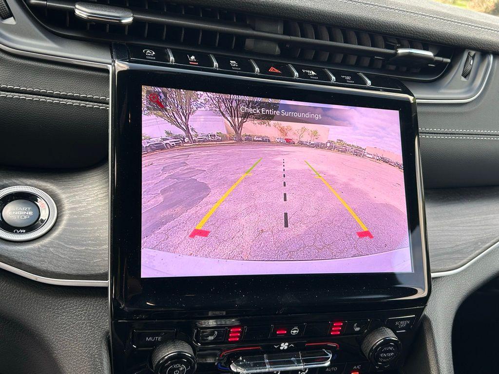 new 2025 Jeep Grand Cherokee L car, priced at $42,017