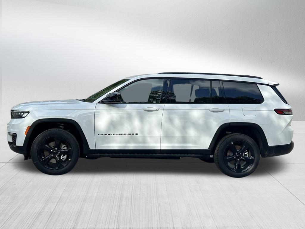 new 2025 Jeep Grand Cherokee L car, priced at $42,017