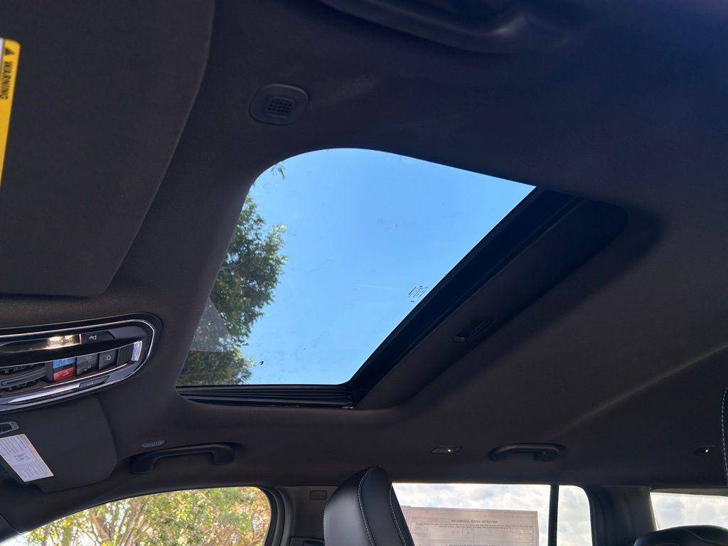 new 2025 Jeep Grand Cherokee L car, priced at $41,021