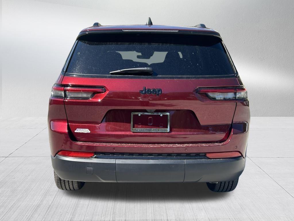 new 2025 Jeep Grand Cherokee L car, priced at $41,021