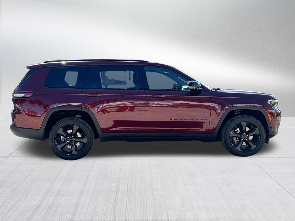 new 2025 Jeep Grand Cherokee L car, priced at $41,021