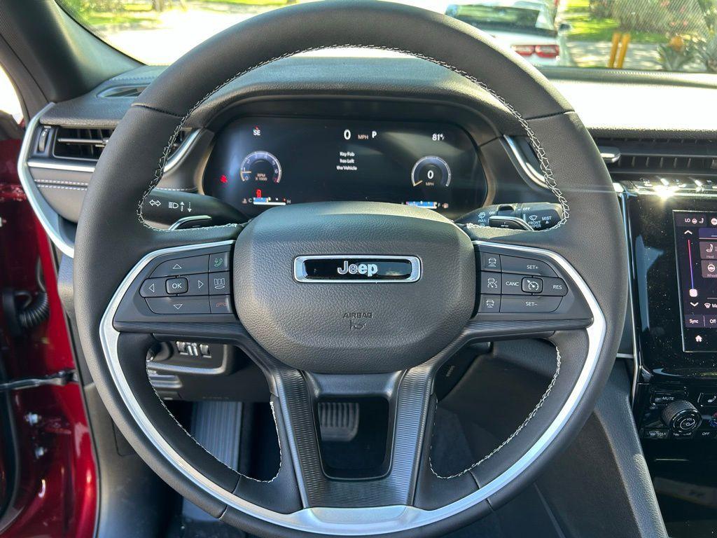 new 2025 Jeep Grand Cherokee L car, priced at $41,021