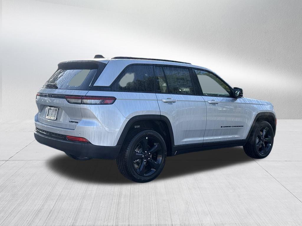 new 2025 Jeep Grand Cherokee car, priced at $42,678