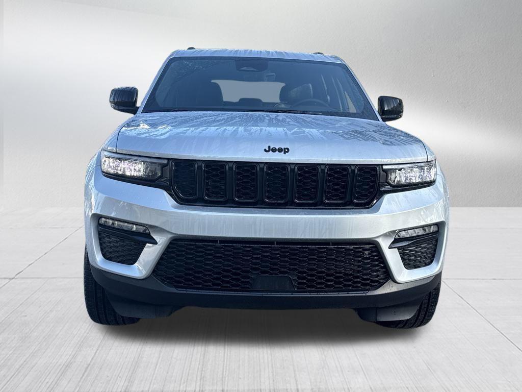 new 2025 Jeep Grand Cherokee car, priced at $42,678