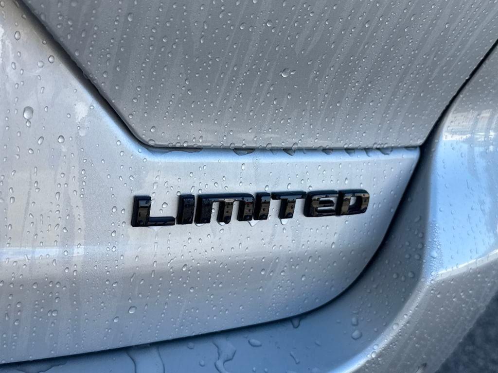 new 2025 Jeep Grand Cherokee car, priced at $42,678