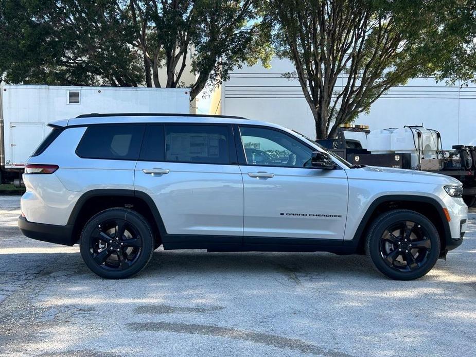 new 2024 Jeep Grand Cherokee L car, priced at $42,978