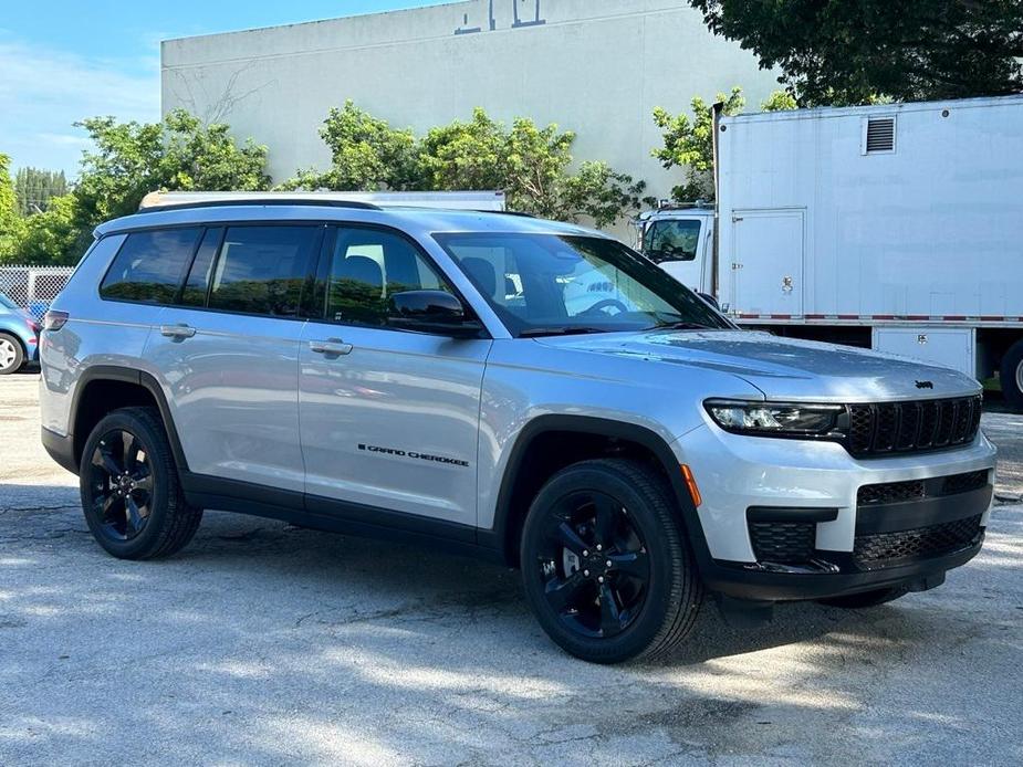 new 2024 Jeep Grand Cherokee L car, priced at $42,978