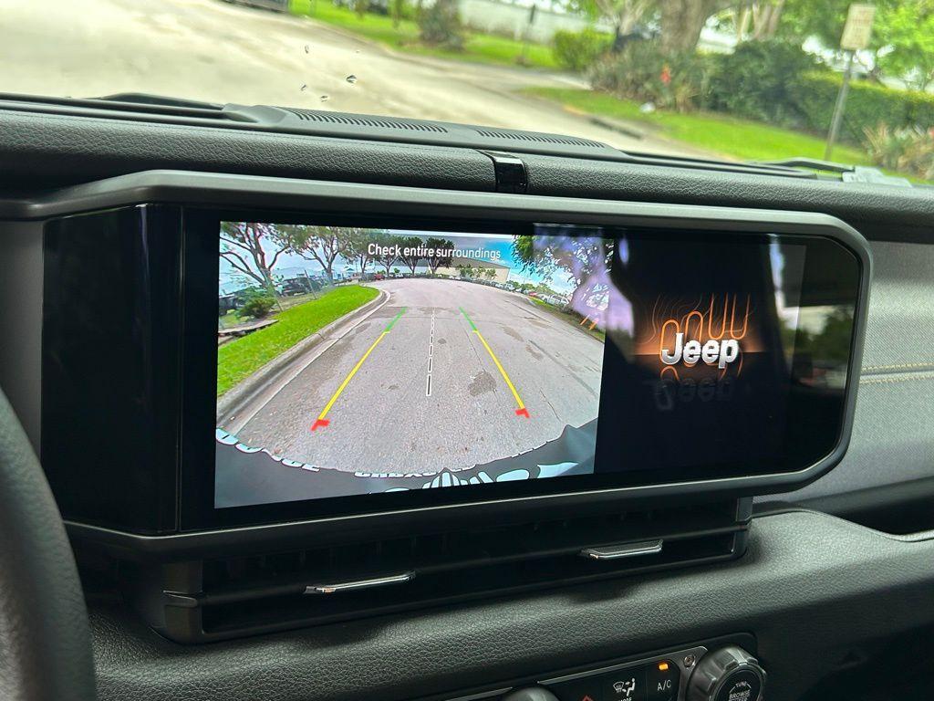 new 2025 Jeep Wrangler car, priced at $36,771