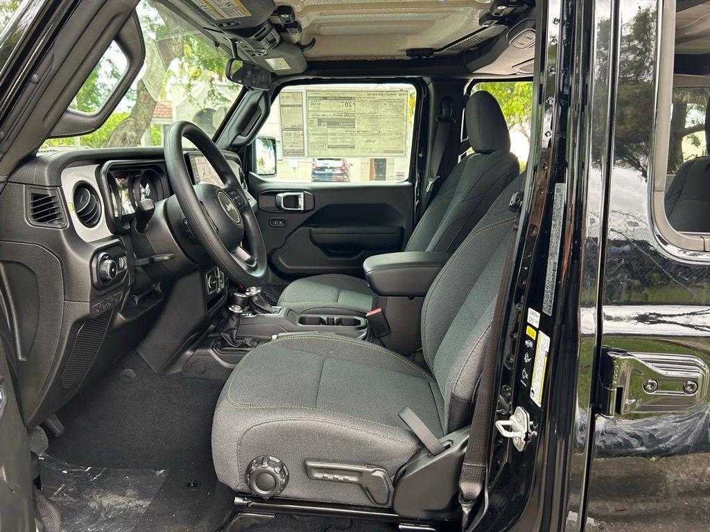 new 2025 Jeep Wrangler car, priced at $36,771