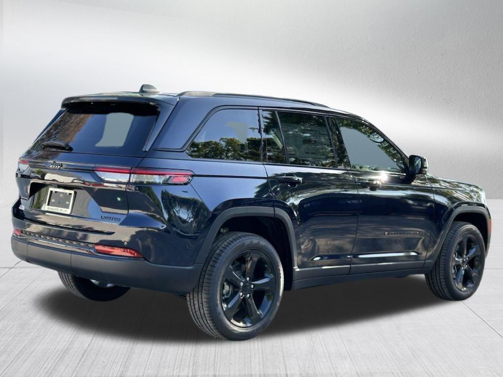 new 2024 Jeep Grand Cherokee car, priced at $37,237