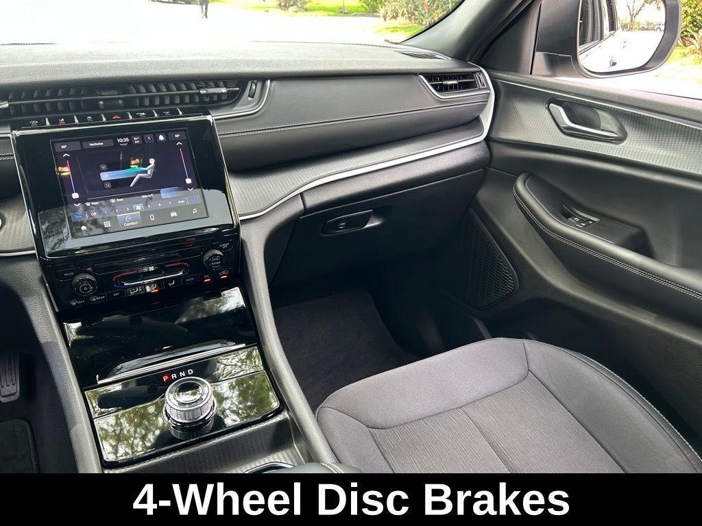 used 2024 Jeep Grand Cherokee car, priced at $27,696