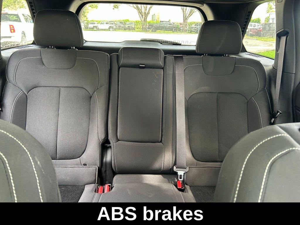 used 2024 Jeep Grand Cherokee car, priced at $27,696