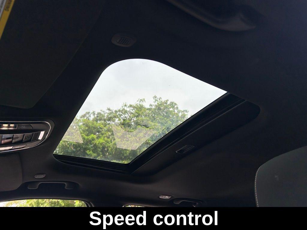 used 2024 Jeep Grand Cherokee car, priced at $27,696