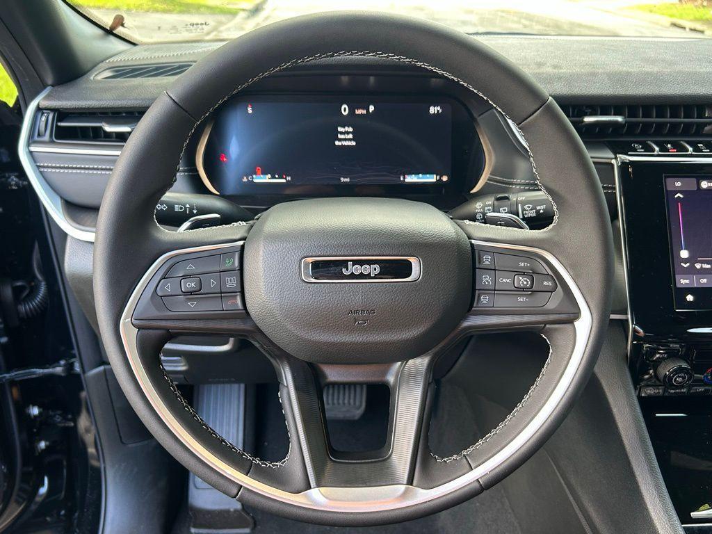 new 2025 Jeep Grand Cherokee car, priced at $36,045