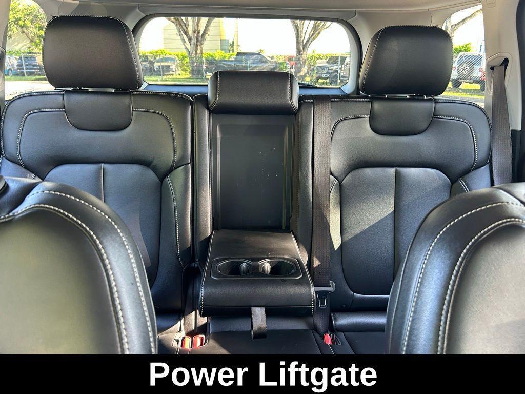 used 2024 Jeep Grand Cherokee car, priced at $36,896