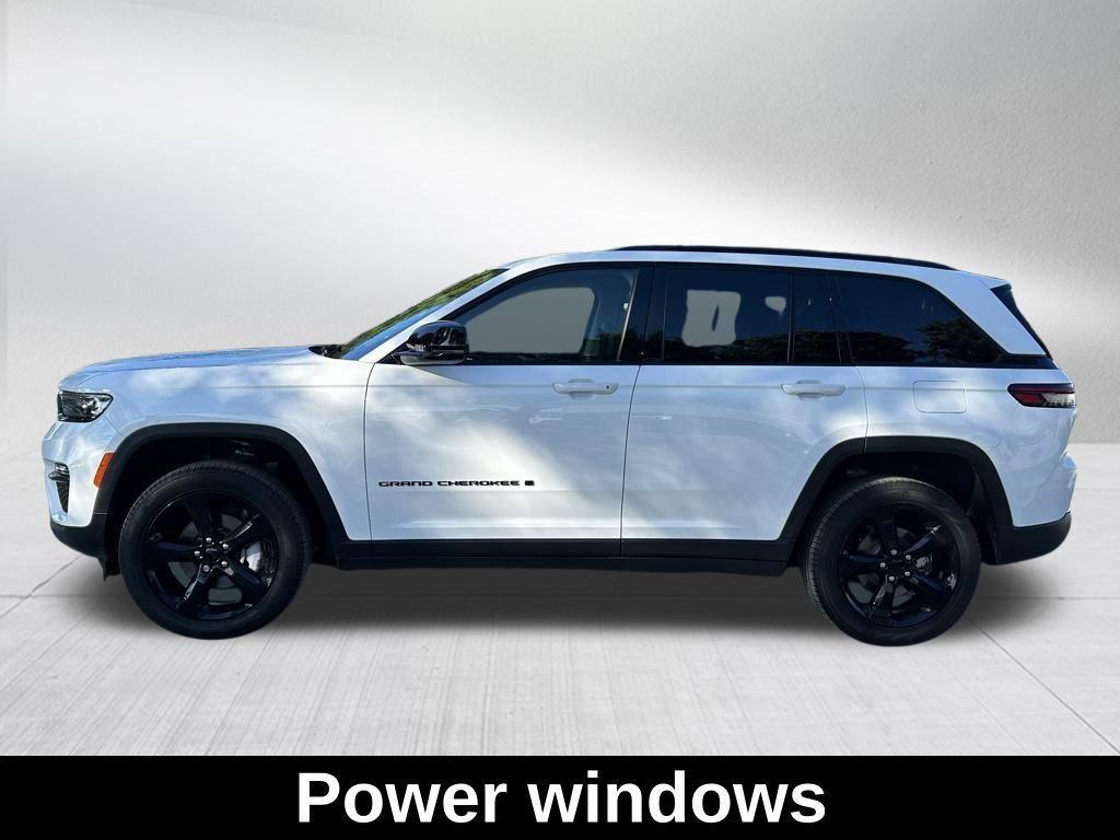 used 2024 Jeep Grand Cherokee car, priced at $36,896