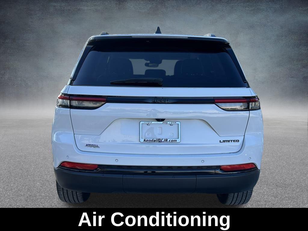 used 2024 Jeep Grand Cherokee car, priced at $34,659