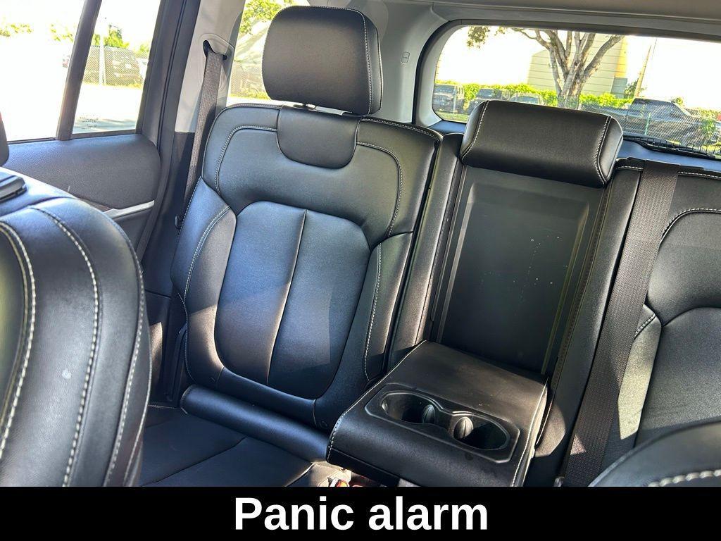 used 2024 Jeep Grand Cherokee car, priced at $36,896